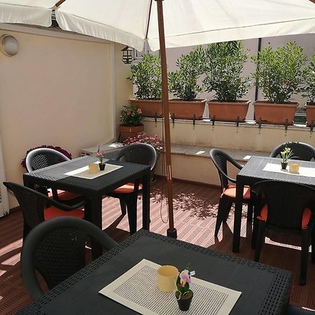 Corte Palazzo Picedi Benettini Bed & Breakfast Sarzana Luaran gambar