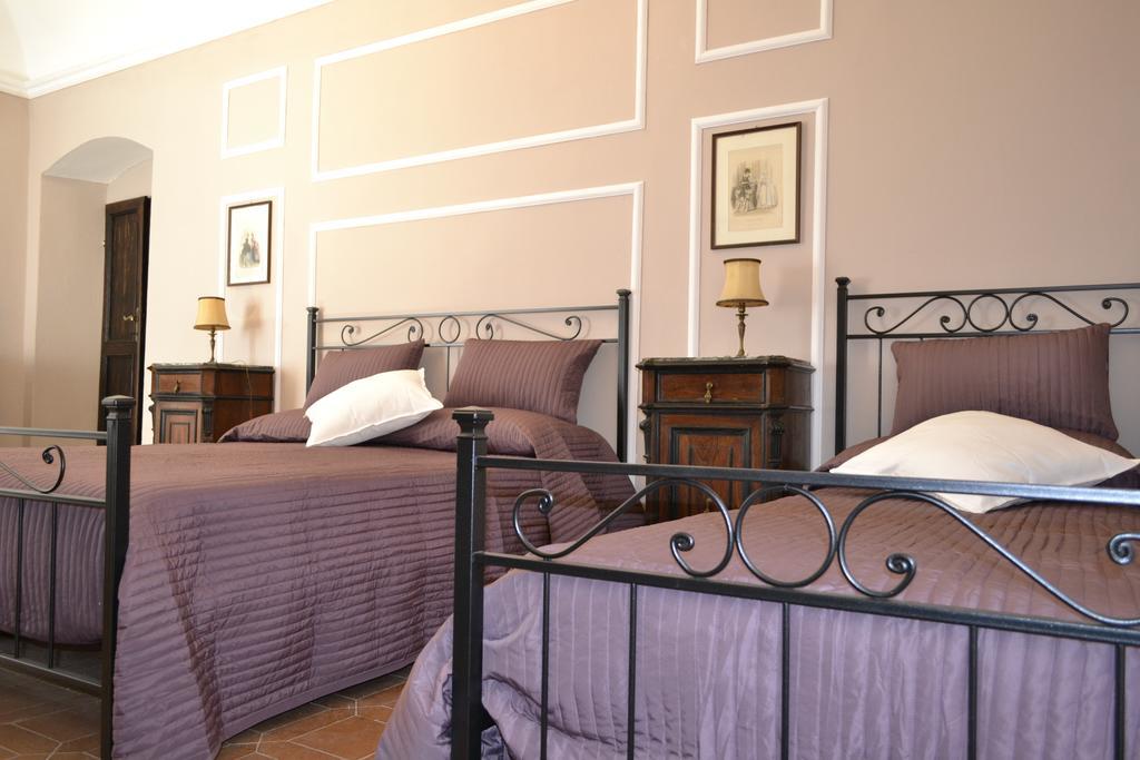 Corte Palazzo Picedi Benettini Bed & Breakfast Sarzana Bilik gambar