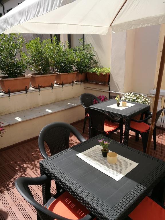 Corte Palazzo Picedi Benettini Bed & Breakfast Sarzana Luaran gambar