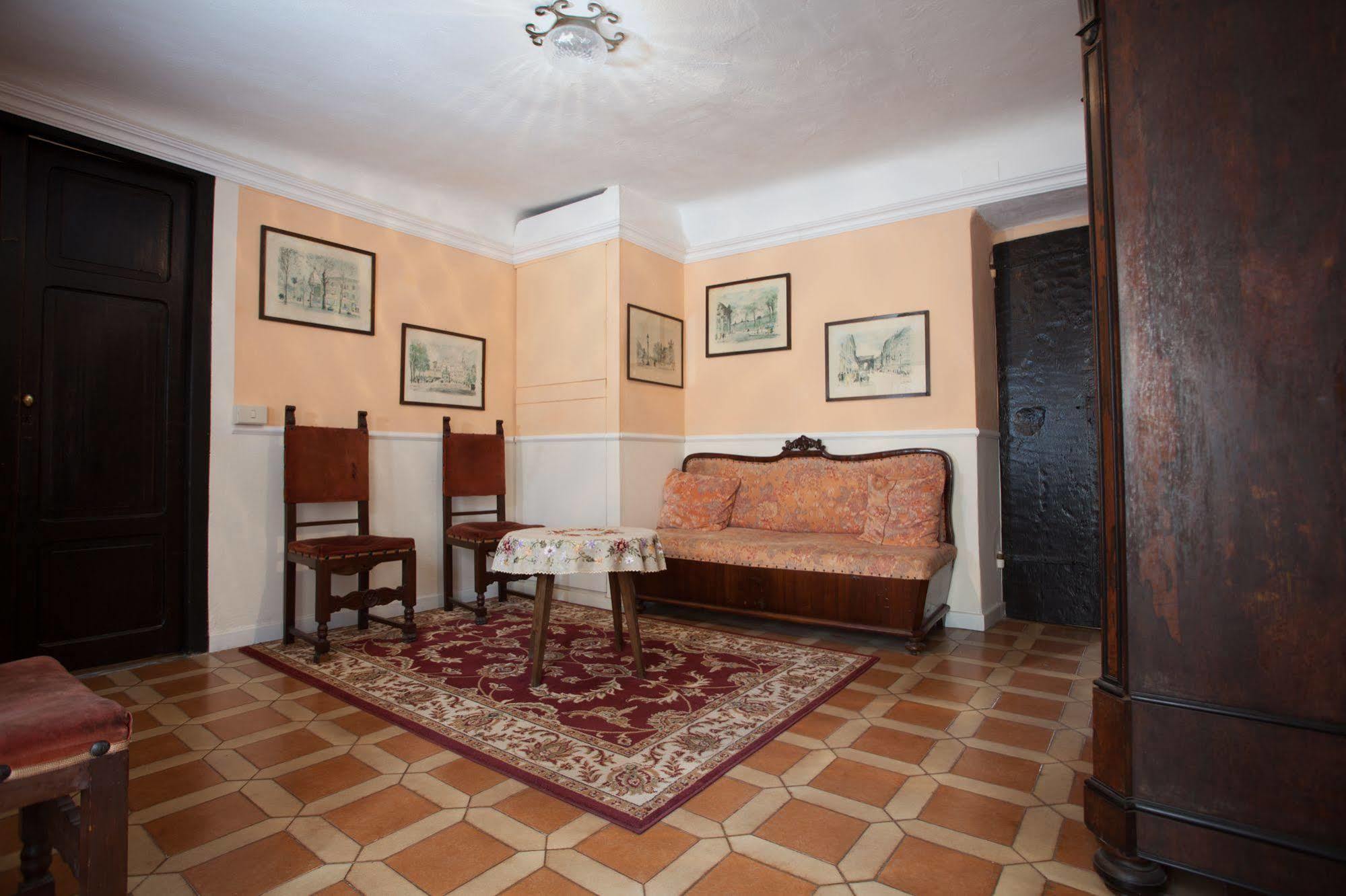 Corte Palazzo Picedi Benettini Bed & Breakfast Sarzana Luaran gambar