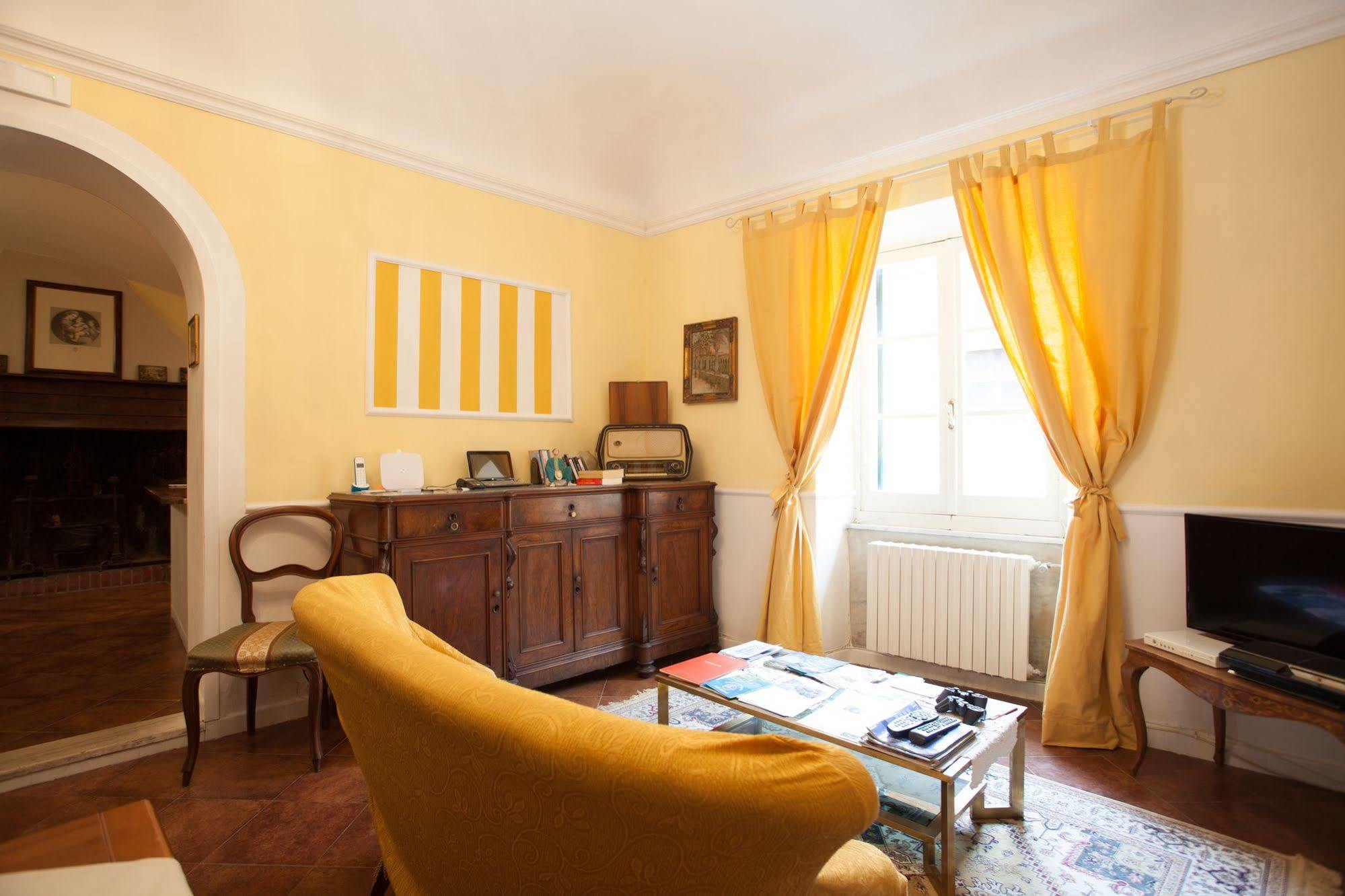 Corte Palazzo Picedi Benettini Bed & Breakfast Sarzana Luaran gambar