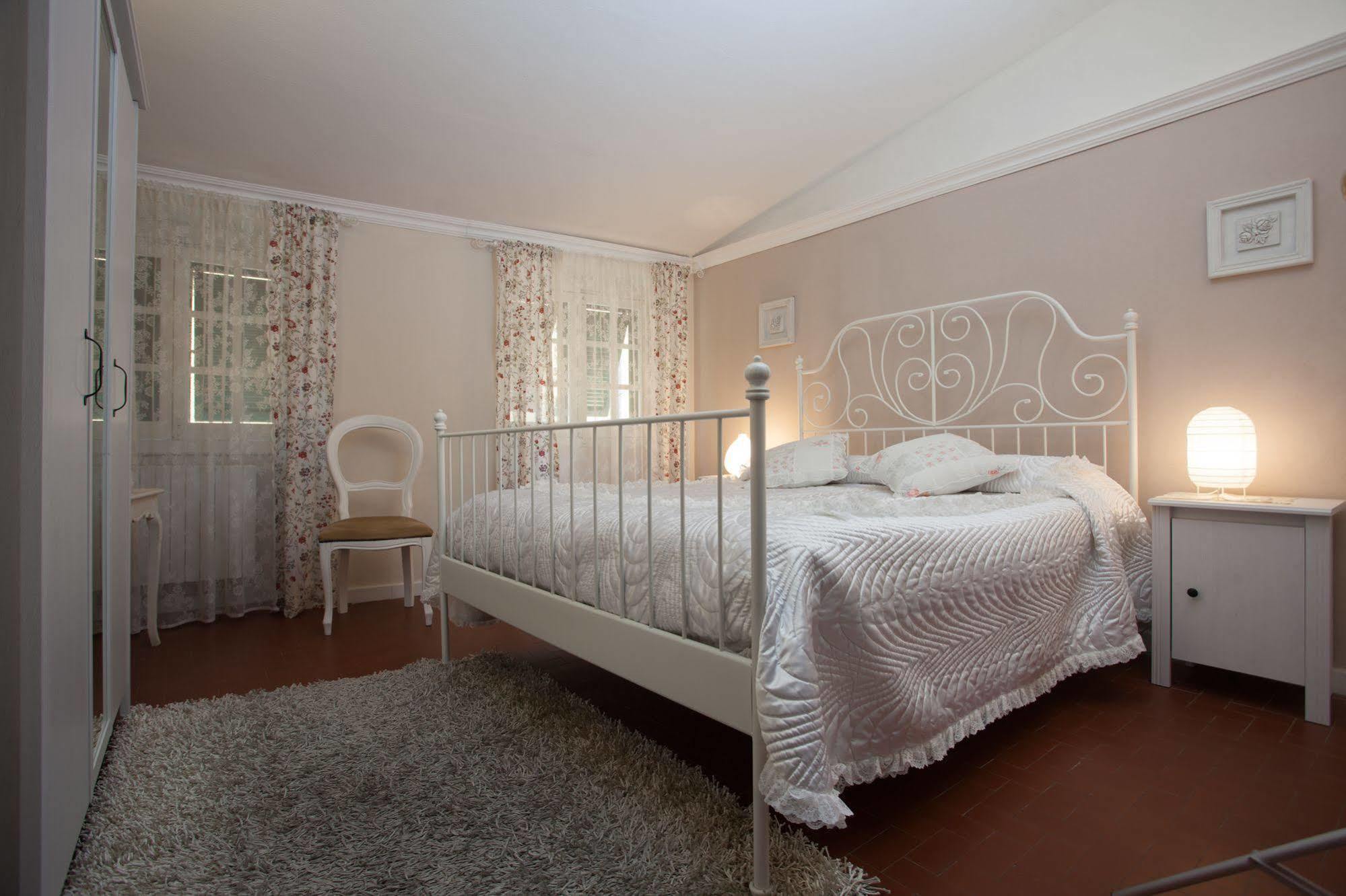 Corte Palazzo Picedi Benettini Bed & Breakfast Sarzana Luaran gambar