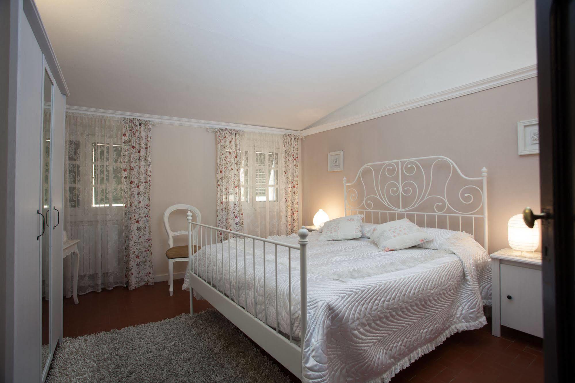 Corte Palazzo Picedi Benettini Bed & Breakfast Sarzana Luaran gambar