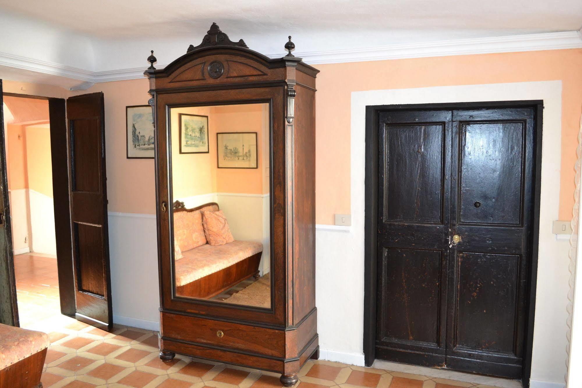 Corte Palazzo Picedi Benettini Bed & Breakfast Sarzana Luaran gambar